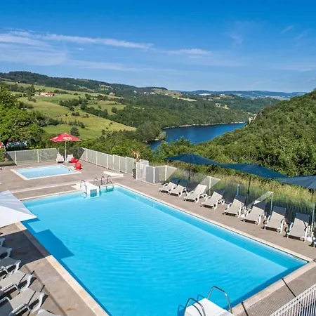 4 Etoiles - Piscine - Ccbggc0 4*